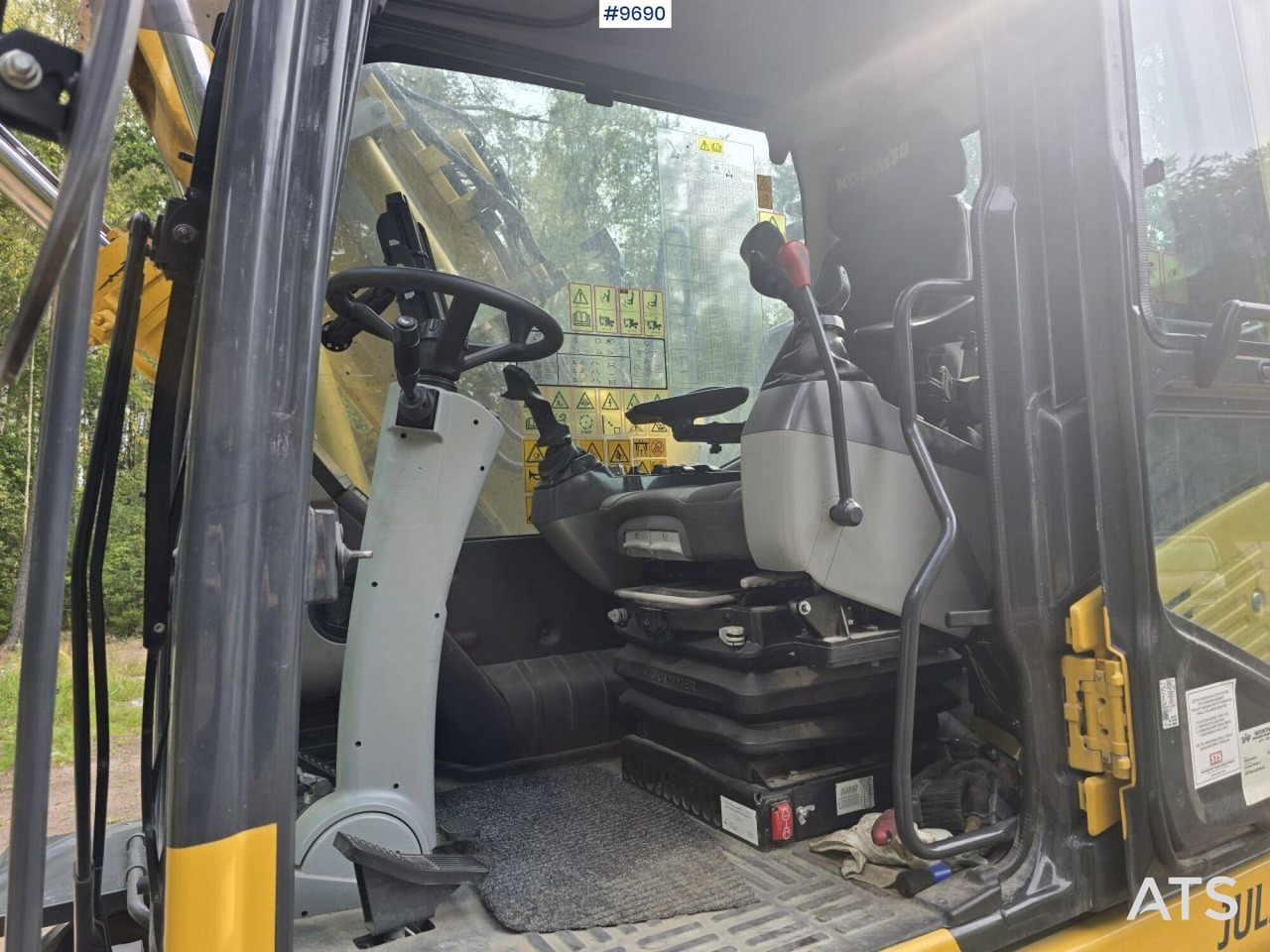 Komatsu PW160-11 with machine control - Escavadeira de rodas: foto 5 Komatsu PW160-11 with machine control - Escavadeira de rodas: foto 5