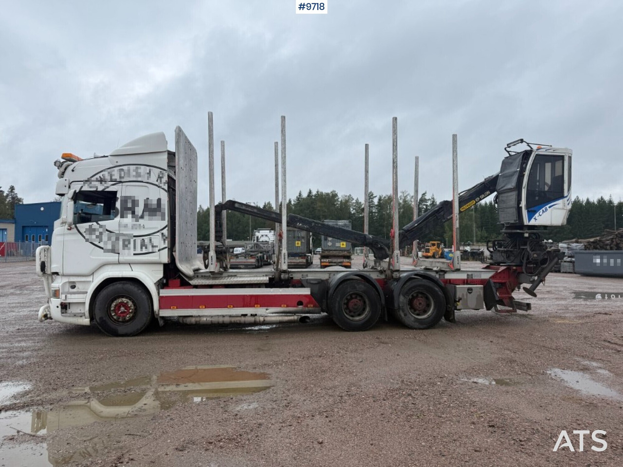Log truck Scania R520 with crane - Camião de transporte de madeira, Camião grua: foto 2 Log truck Scania R520 with crane - Camião de transporte de madeira, Camião grua: foto 2