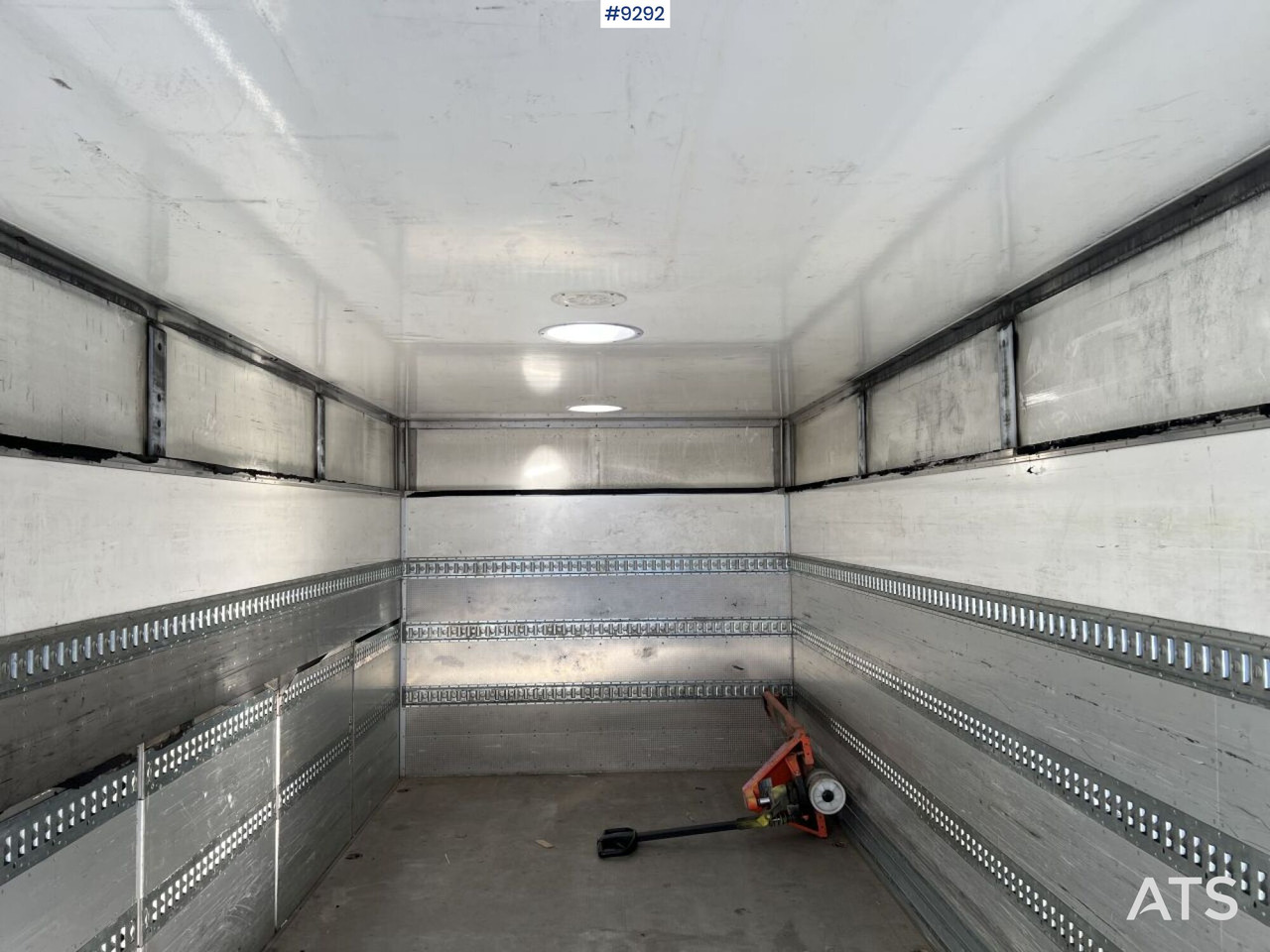 Locação financeira de  MAN TGM 26.340 6X2 Box truck MAN TGM 26.340 6X2 Box truck: foto 13