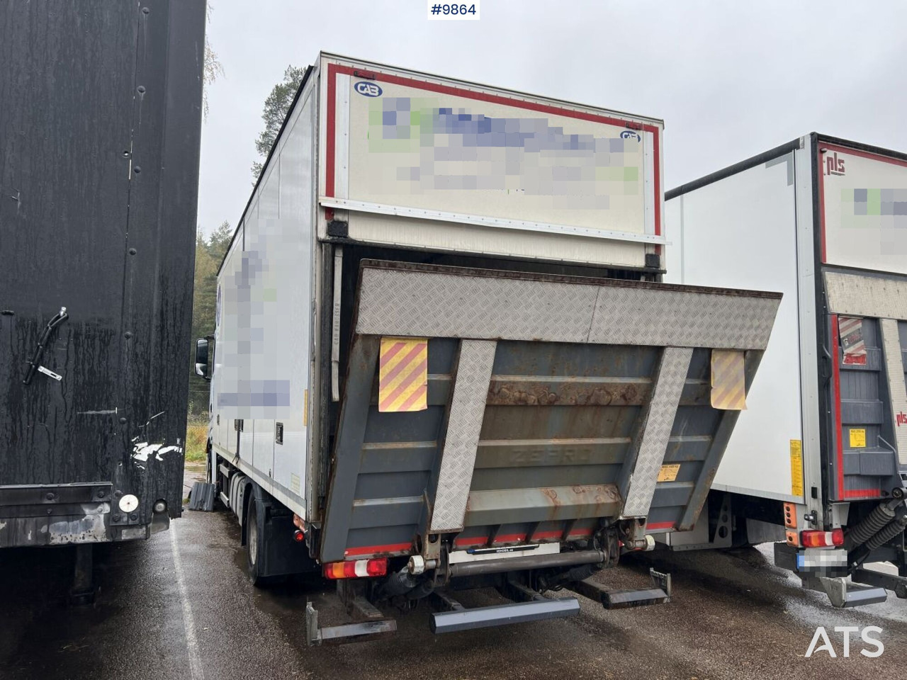 MERCEDES-BENZ ACTROS 963-0-A Box truck with tail lift - Camião furgão: foto 4 MERCEDES-BENZ ACTROS 963-0-A Box truck with tail lift - Camião furgão: foto 4