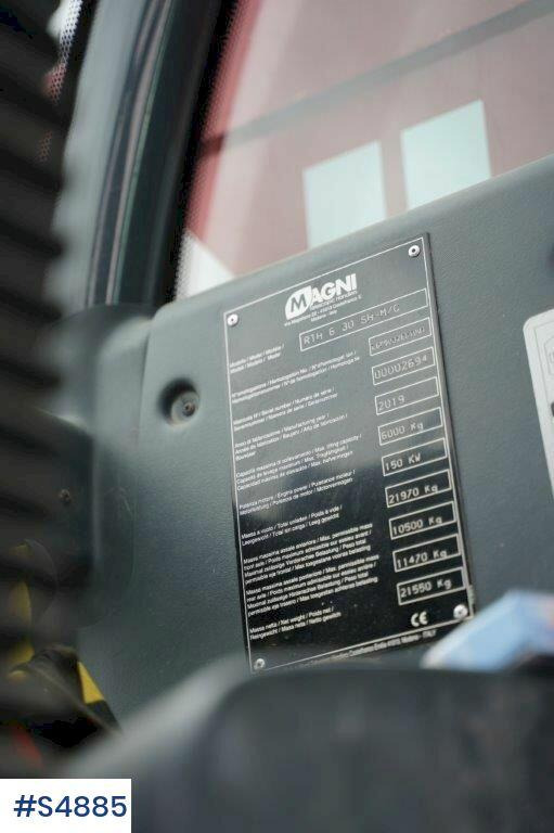 Empilhador telescópico Magni RTH 6,30 SH-M/C Around turning telescopic loader: foto 41 Empilhador telescópico Magni RTH 6,30 SH-M/C Around turning telescopic loader: foto 41