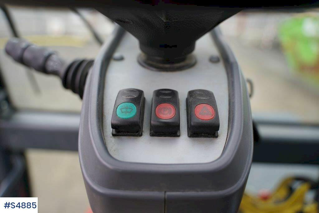 Empilhador telescópico Magni RTH 6,30 SH-M/C Around turning telescopic loader: foto 21 Empilhador telescópico Magni RTH 6,30 SH-M/C Around turning telescopic loader: foto 21