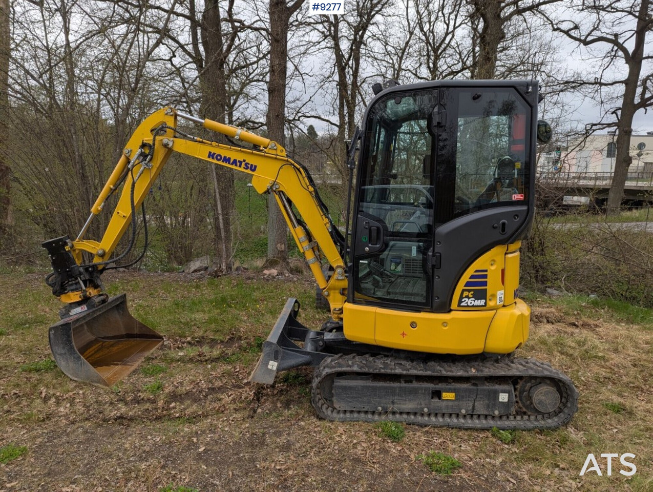 Mini Excavator Komatsu PC26MR (See Video) - Mini escavadeira: foto 2 Mini Excavator Komatsu PC26MR (See Video) - Mini escavadeira: foto 2
