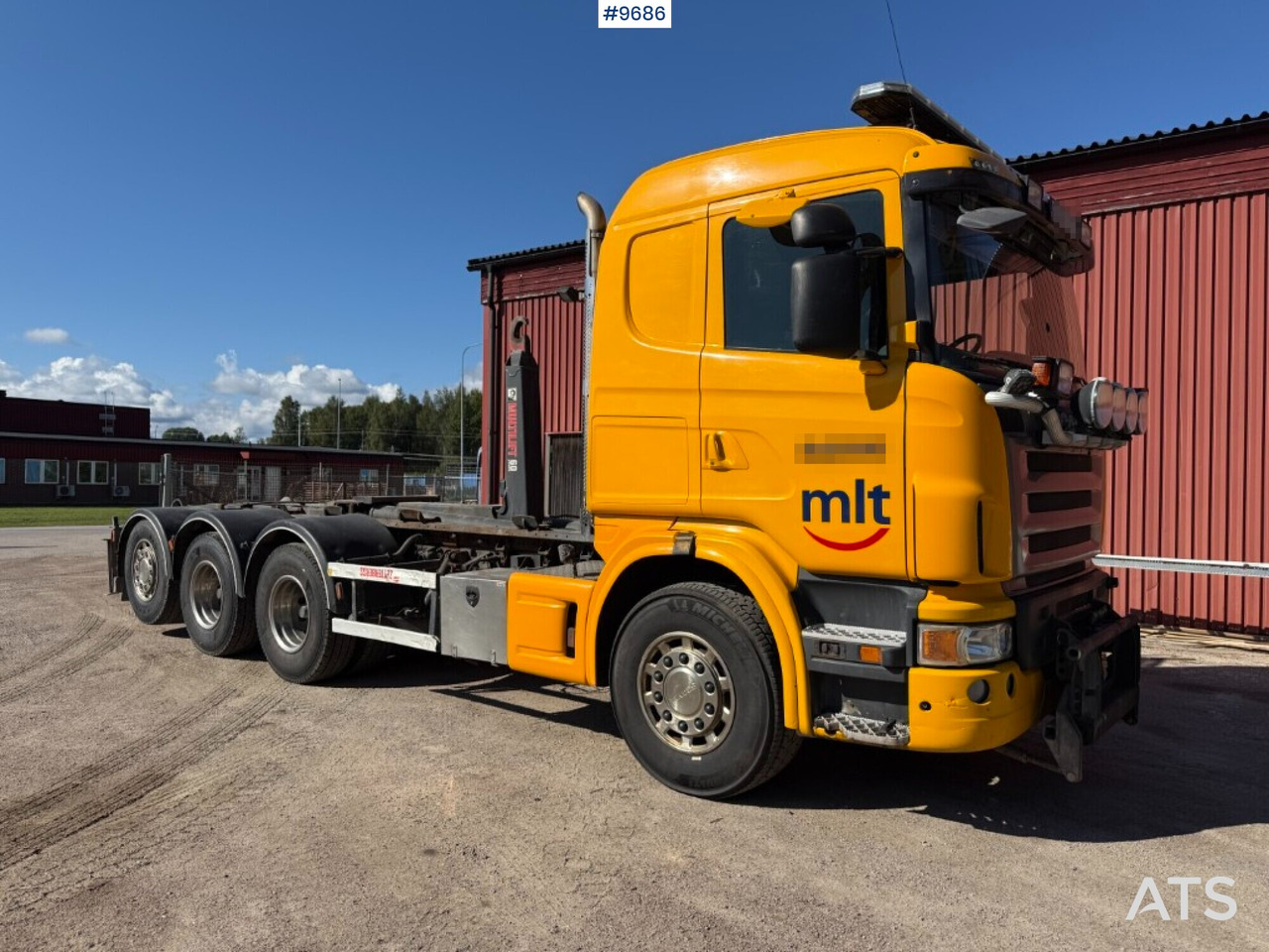 Scania G440 8X4 Lastväxlare plog och saltutrustad Rep.objekt - Camião polibenne: foto 2 Scania G440 8X4 Lastväxlare plog och saltutrustad Rep.objekt - Camião polibenne: foto 2