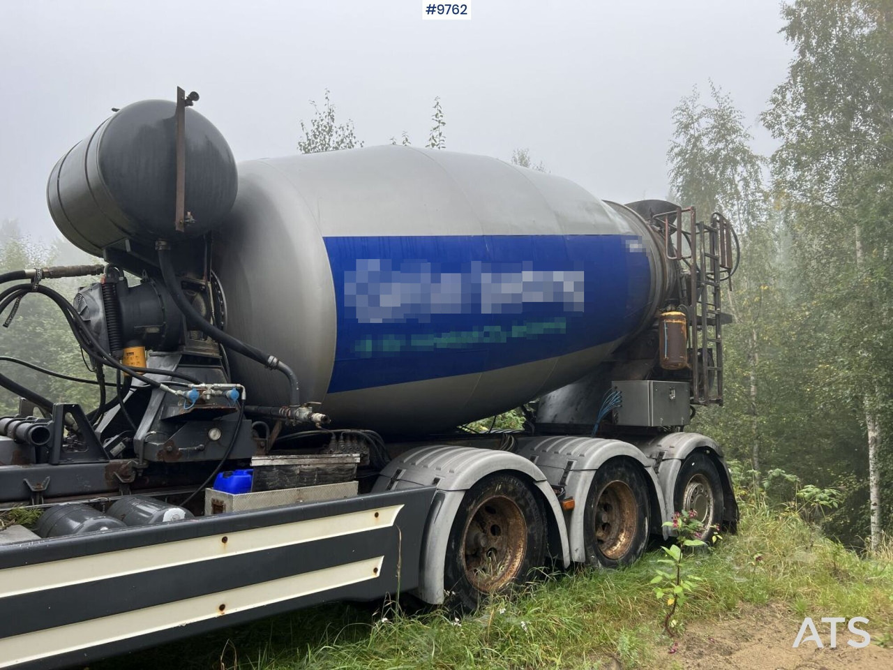 Scania R124 Tridem Concrete Truck - Camião betoneira: foto 5 Scania R124 Tridem Concrete Truck - Camião betoneira: foto 5