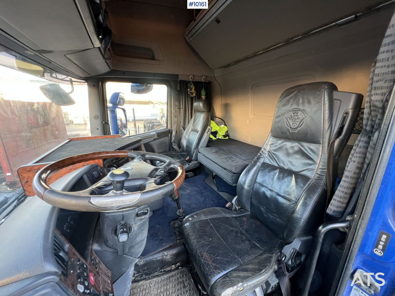 Scania R560 Box Truck with opening side - Camião furgão: foto 5 Scania R560 Box Truck with opening side - Camião furgão: foto 5