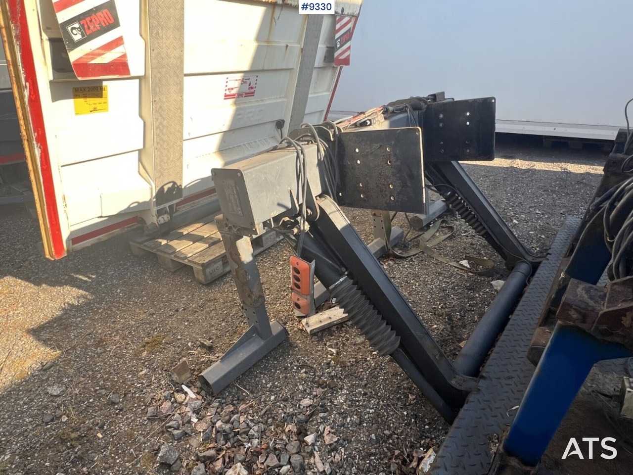 Tail lift Zepro Z2000-175MA - Rampa hidráulica: foto 2 Tail lift Zepro Z2000-175MA - Rampa hidráulica: foto 2