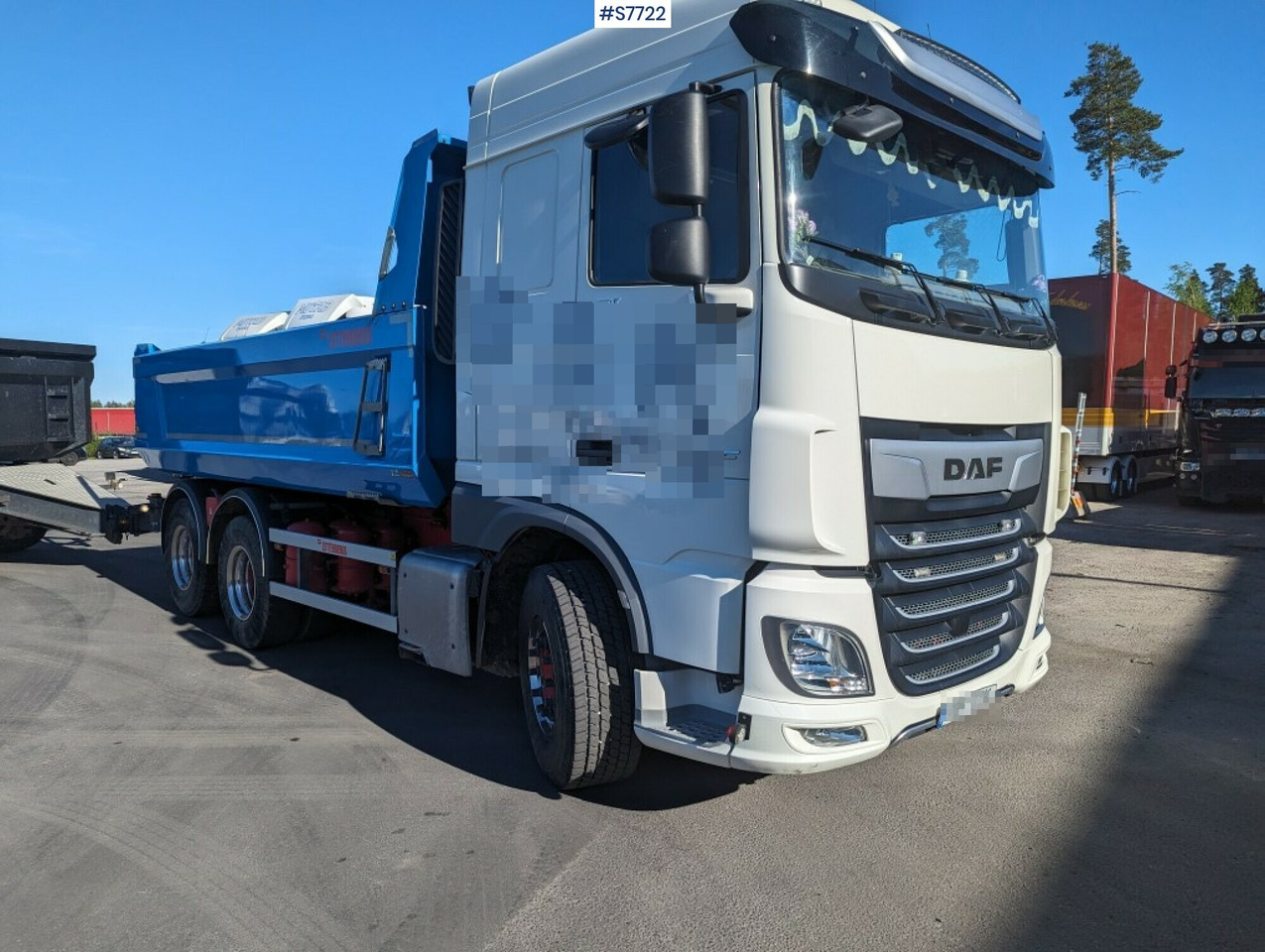 Tipper Truck DAF FAT XF530Z - Camião basculante: foto 1 Tipper Truck DAF FAT XF530Z - Camião basculante: foto 1