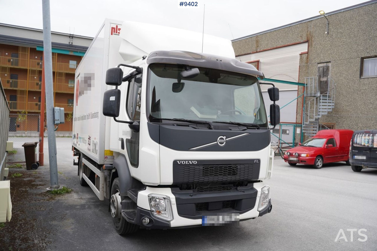 VOLVO FL 42 R 210 Box Truck - Camião furgão: foto 2 VOLVO FL 42 R 210 Box Truck - Camião furgão: foto 2
