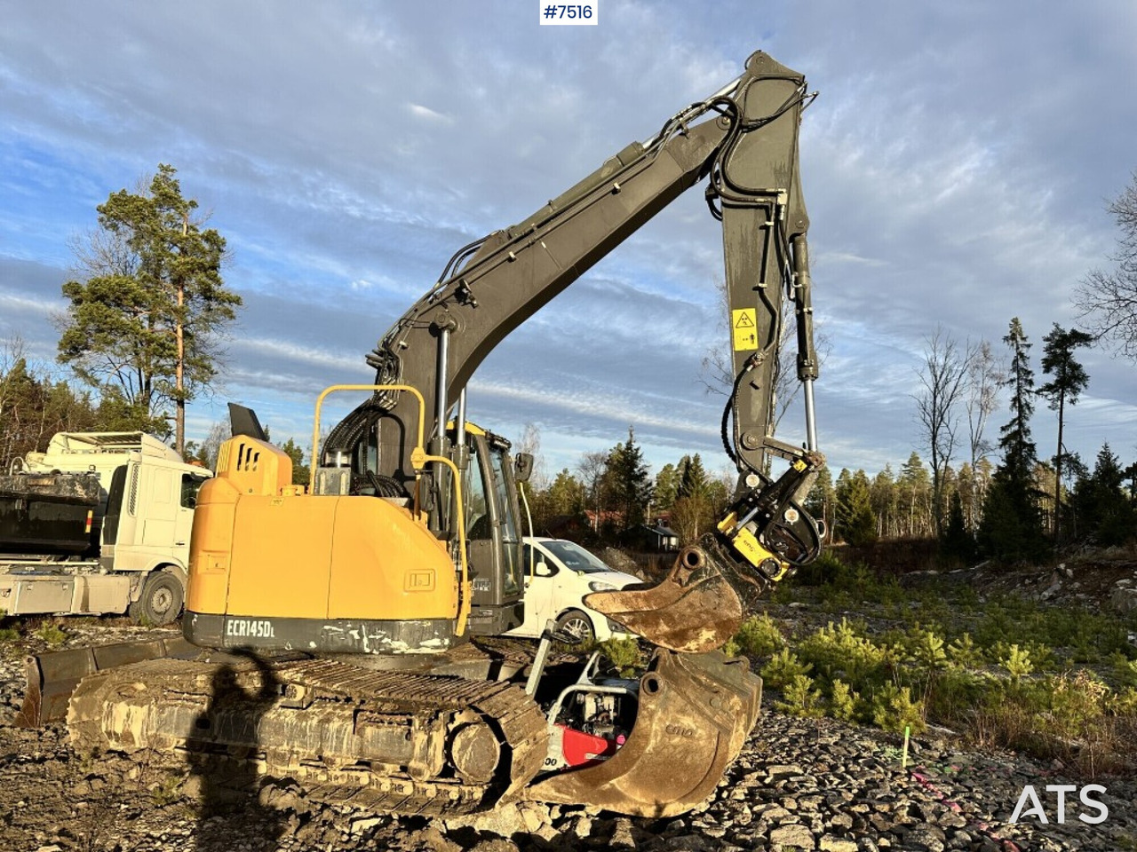Volvo ECR145DL Crawler excavator with rotor and buckets - Escavadora de rastos: foto 1 Volvo ECR145DL Crawler excavator with rotor and buckets - Escavadora de rastos: foto 1