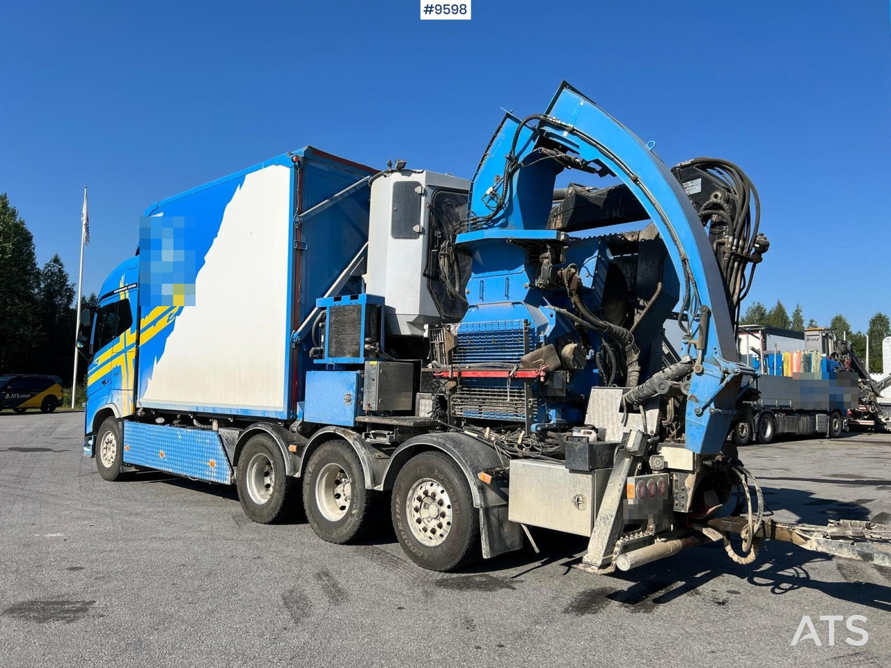 Volvo FH16 8*4 Bruks wood chipper - Camião basculante, Camião grua: foto 4 Volvo FH16 8*4 Bruks wood chipper - Camião basculante, Camião grua: foto 4