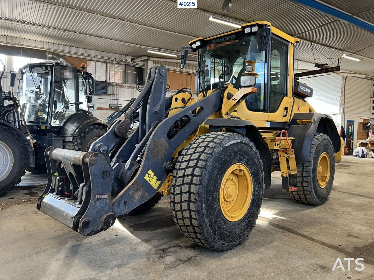 Volvo L 90 H Wheel loader (VIDEO) - Pá carregadora de rodas: foto 3 Volvo L 90 H Wheel loader (VIDEO) - Pá carregadora de rodas: foto 3