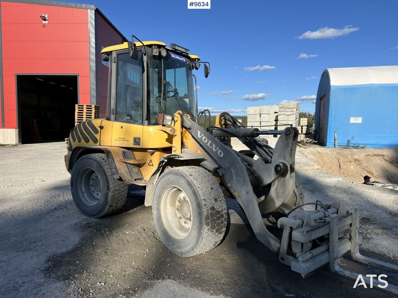 Volvo L30Z Wheel loader with multiple attachments - Pá carregadora de rodas: foto 2 Volvo L30Z Wheel loader with multiple attachments - Pá carregadora de rodas: foto 2