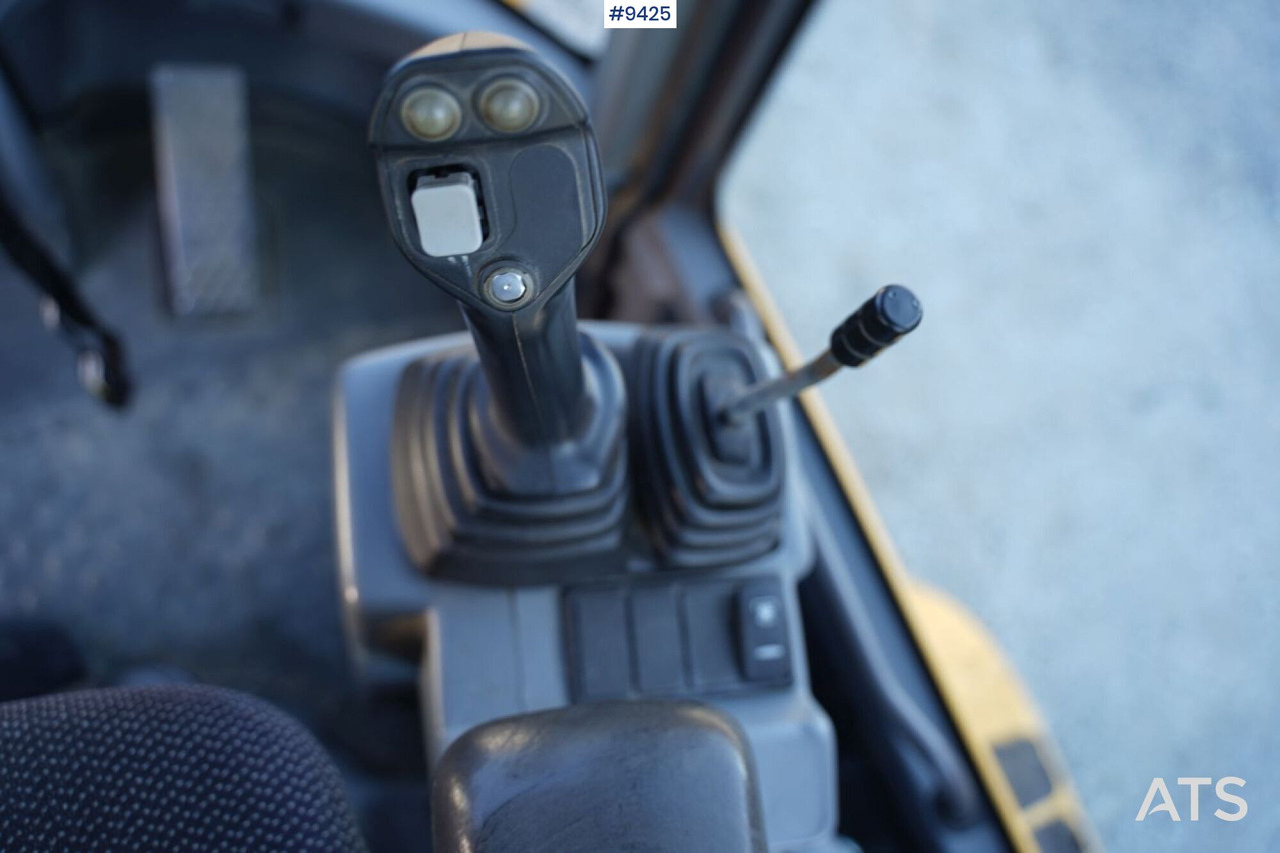 Locação financeira de  Volvo L35 G with implements (VIDEO) Volvo L35 G with implements (VIDEO): foto 6