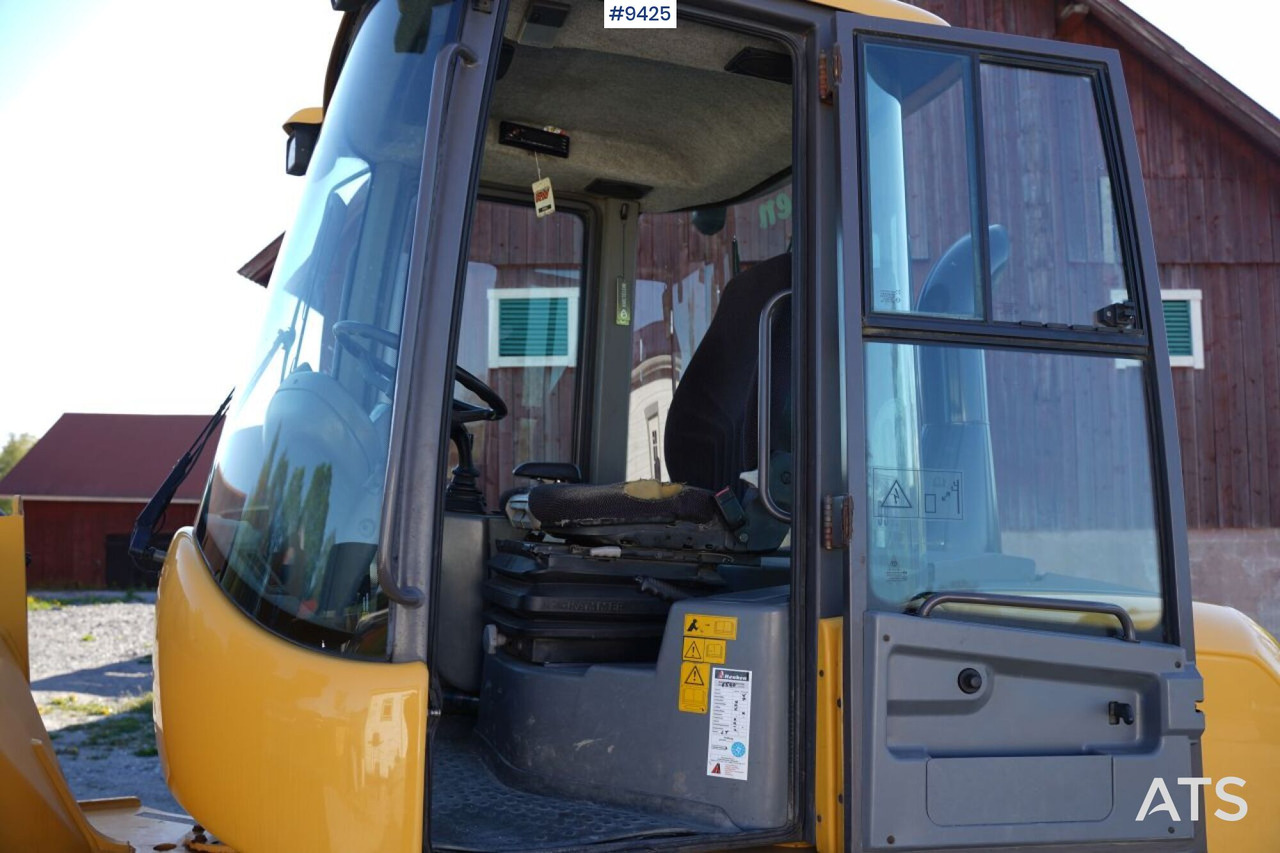 Locação financeira de  Volvo L35 G with implements (VIDEO) Volvo L35 G with implements (VIDEO): foto 5