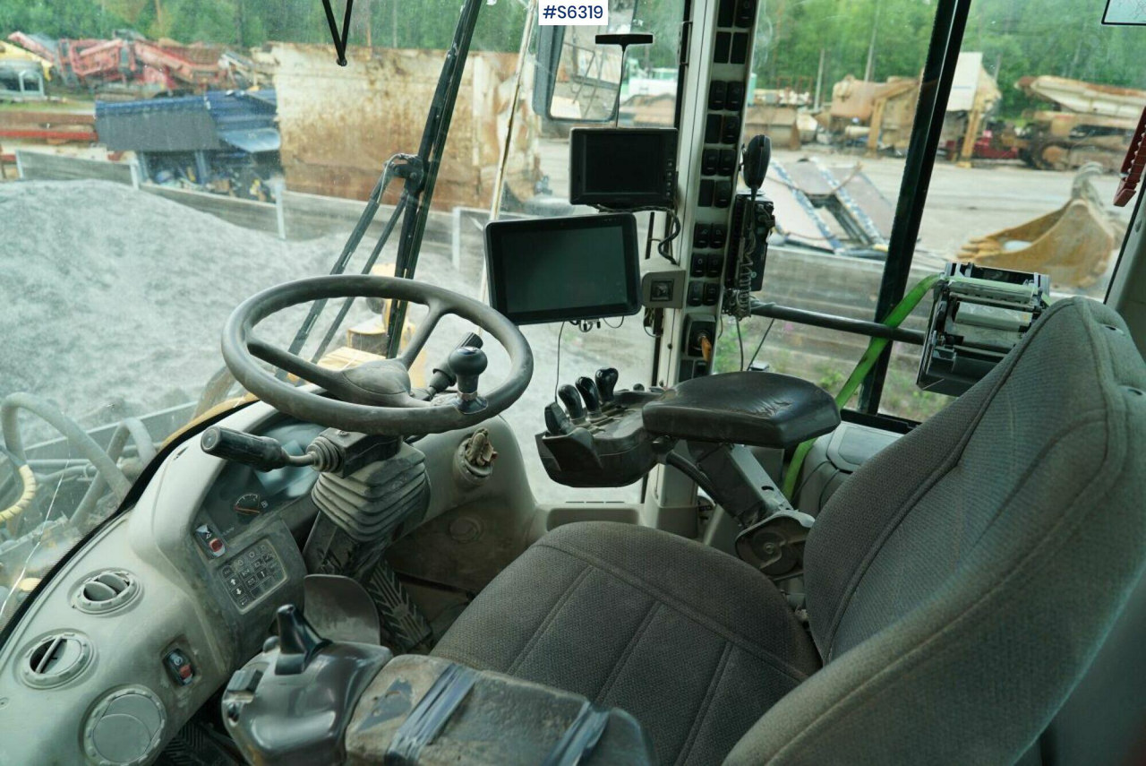 WHEEL LOADER VOLVO L220 F - Pá carregadora de rodas: foto 4 WHEEL LOADER VOLVO L220 F - Pá carregadora de rodas: foto 4
