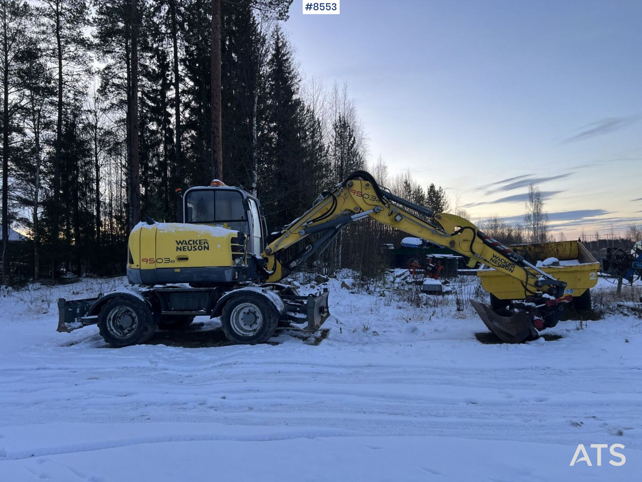 Wacker Neuson 9503 Wheeled excavator, wagon and gears - Escavadeira de rodas: foto 4 Wacker Neuson 9503 Wheeled excavator, wagon and gears - Escavadeira de rodas: foto 4
