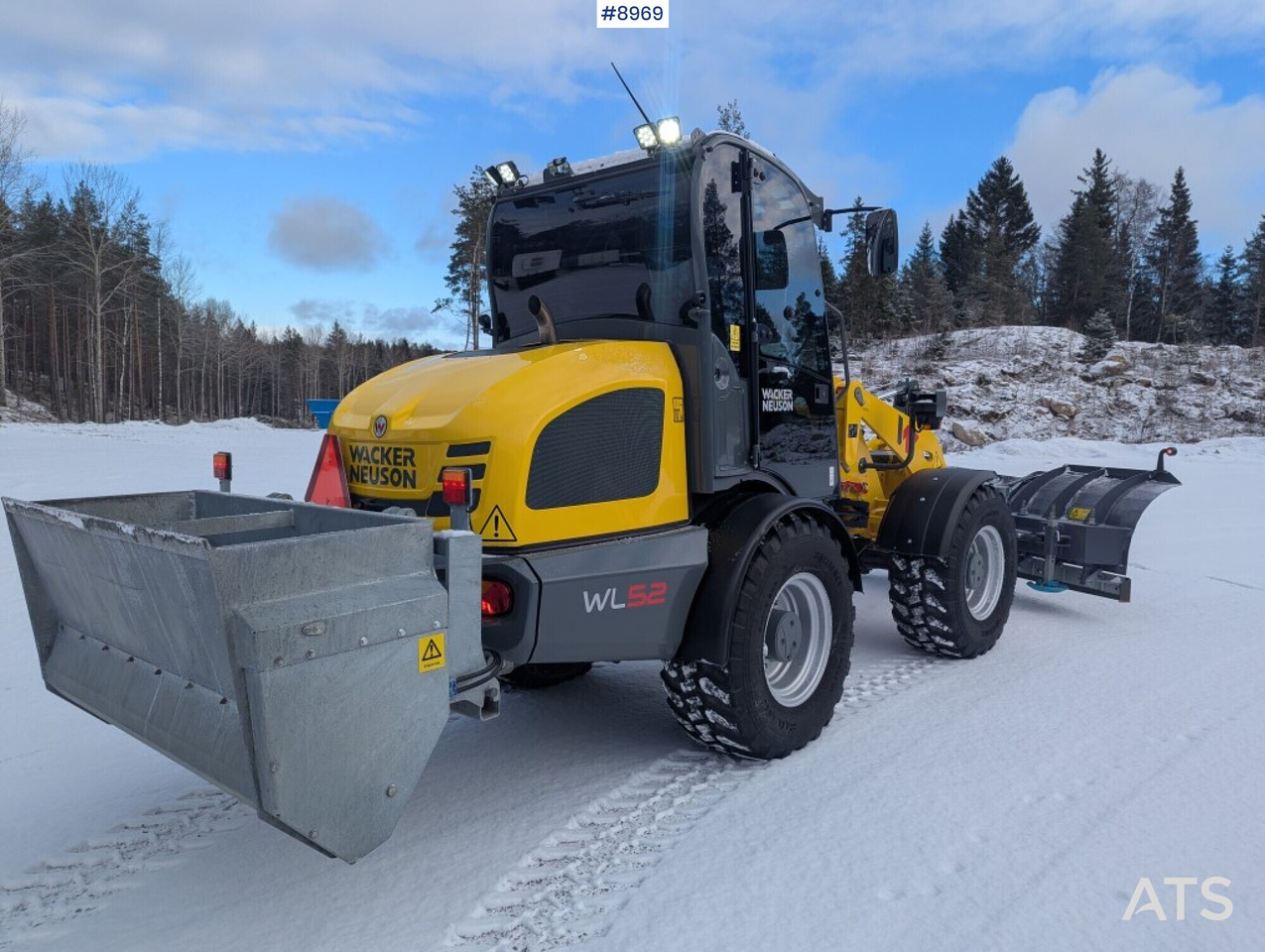 Wheel Loader Wacker Neuson WL52 with multiple attachments (SEE VIDEO) - Pá carregadora de rodas: foto 4 Wheel Loader Wacker Neuson WL52 with multiple attachments (SEE VIDEO) - Pá carregadora de rodas: foto 4