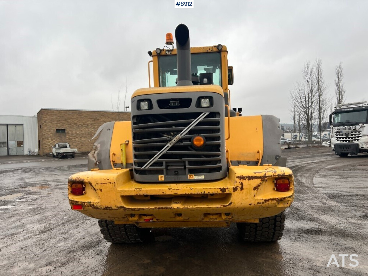 Locação financeira de  Wheel loader - Volvo L110E Wheel loader - Volvo L110E: foto 9