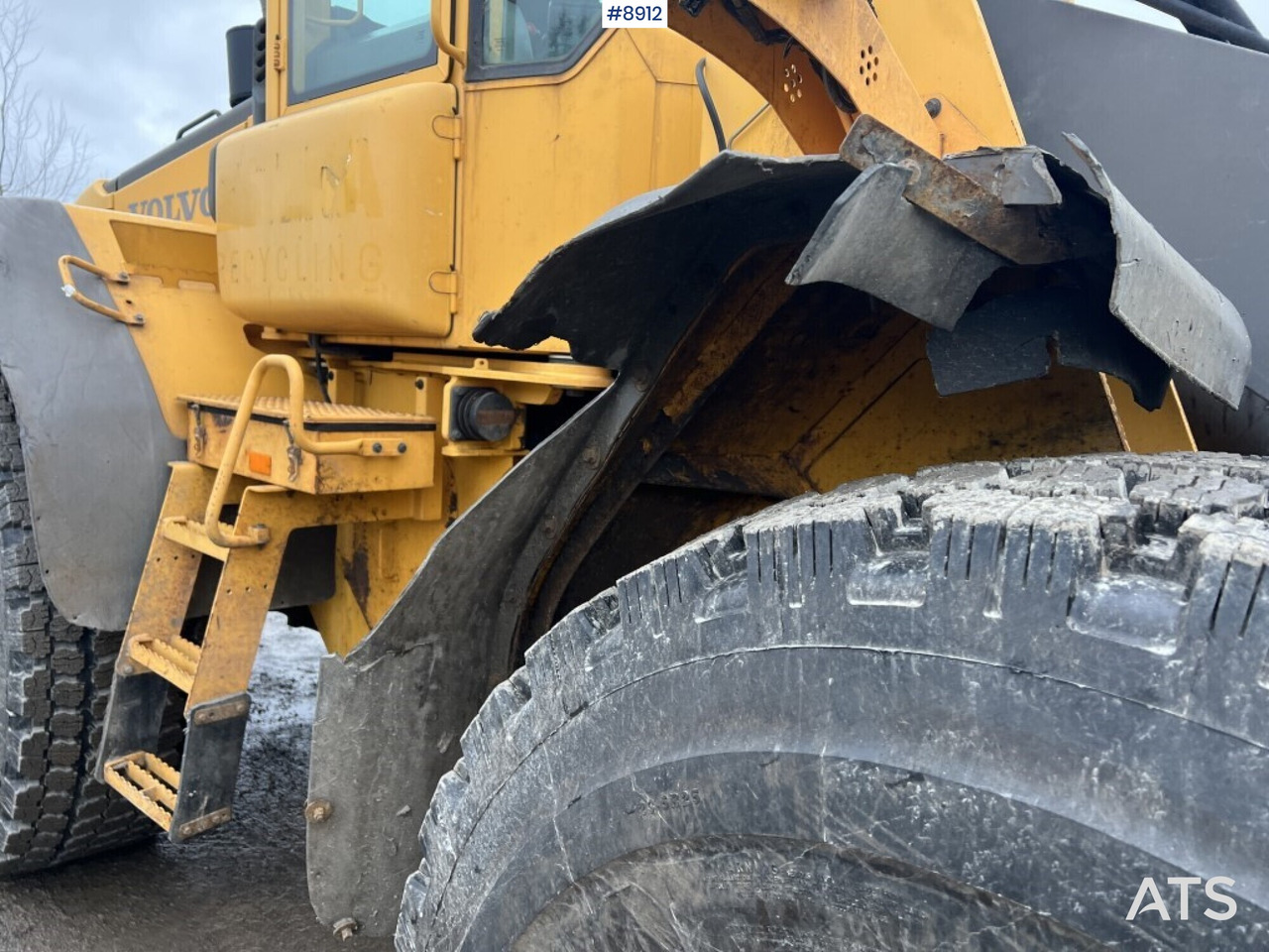 Locação financeira de  Wheel loader - Volvo L110E Wheel loader - Volvo L110E: foto 6