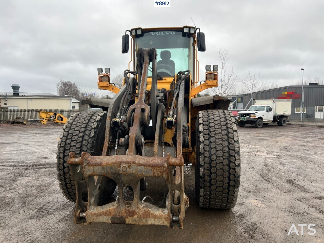 Locação financeira de  Wheel loader - Volvo L110E Wheel loader - Volvo L110E: foto 11