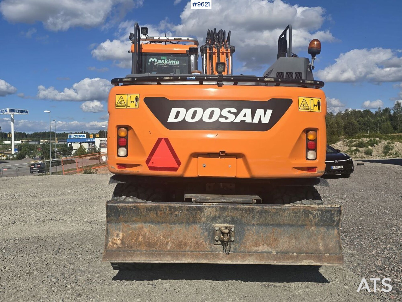 Escavadeira de rodas Wheeled Excavator Doosan DX160W with attachment and trailer: foto 10 Escavadeira de rodas Wheeled Excavator Doosan DX160W with attachment and trailer: foto 10