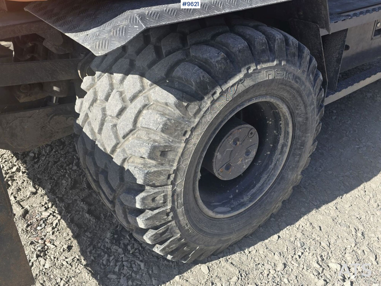 Escavadeira de rodas Wheeled Excavator Doosan DX160W with attachment and trailer: foto 13 Escavadeira de rodas Wheeled Excavator Doosan DX160W with attachment and trailer: foto 13