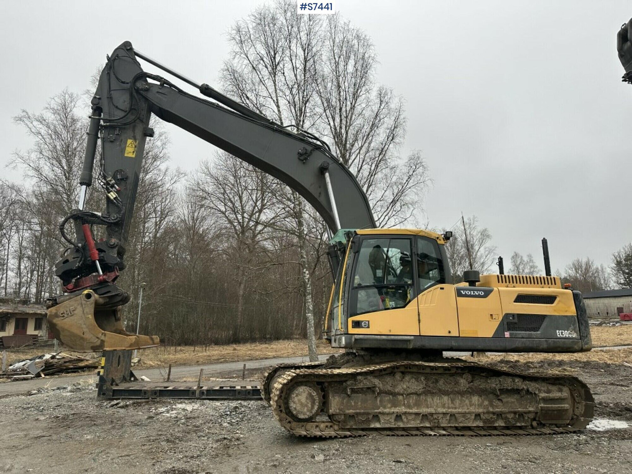 Wheeled excavator Volvo EC300 DL With rotor, digging system and buckets SEE VIDEO - Escavadora de rastos: foto 1 Wheeled excavator Volvo EC300 DL With rotor, digging system and buckets SEE VIDEO - Escavadora de rastos: foto 1