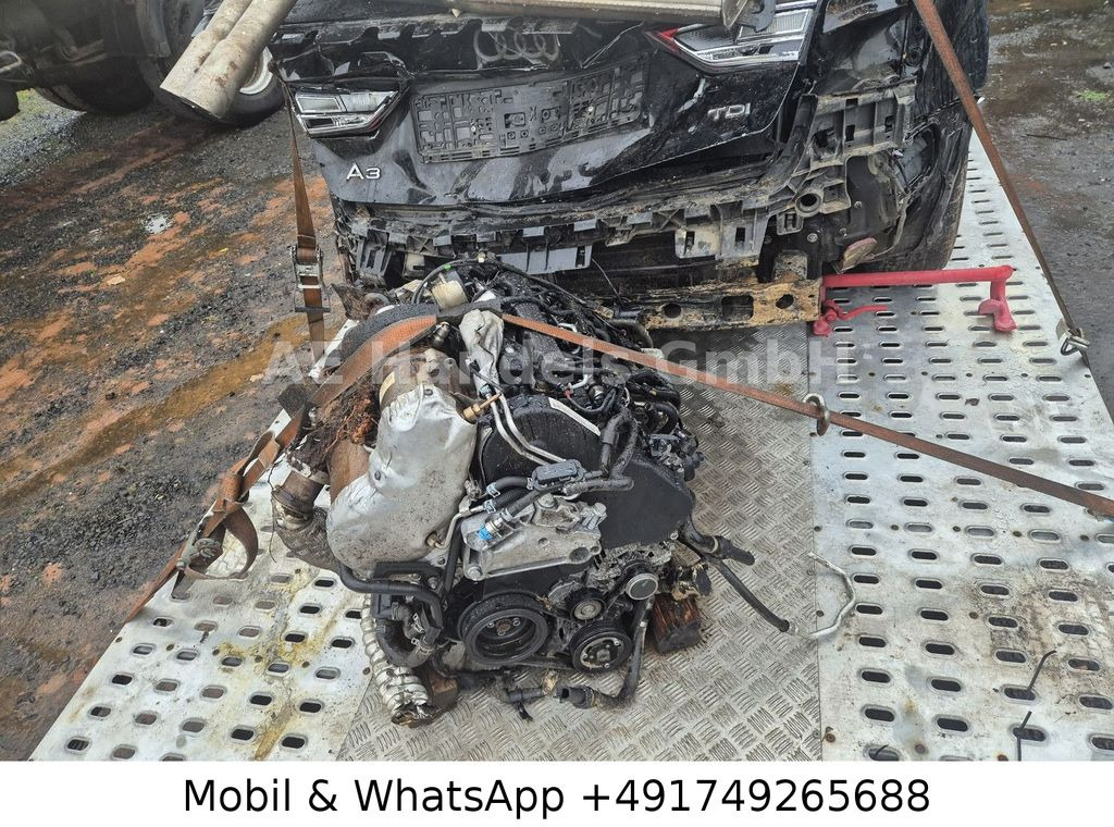 Sedan Audi A3 TDI 2.0 S Line *Manual/Xenon/Totalschaden Audi A3 TDI 2.0 S Line *Manual/Xenon/Totalschaden: foto 7