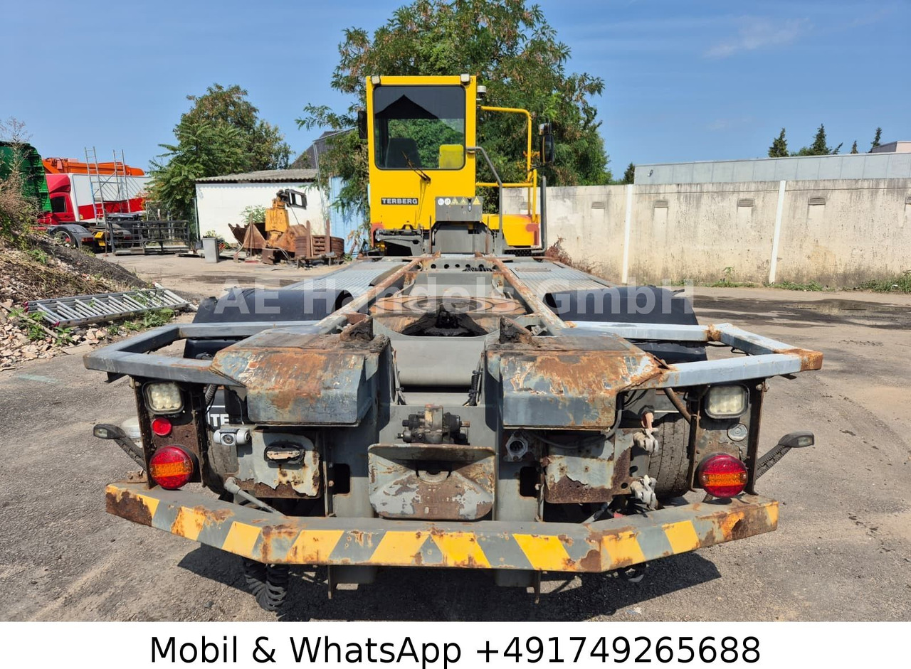 Terberg BC 182 4x2 Rangierfahrzeug *Klima - Camião: foto 4 Terberg BC 182 4x2 Rangierfahrzeug *Klima - Camião: foto 4