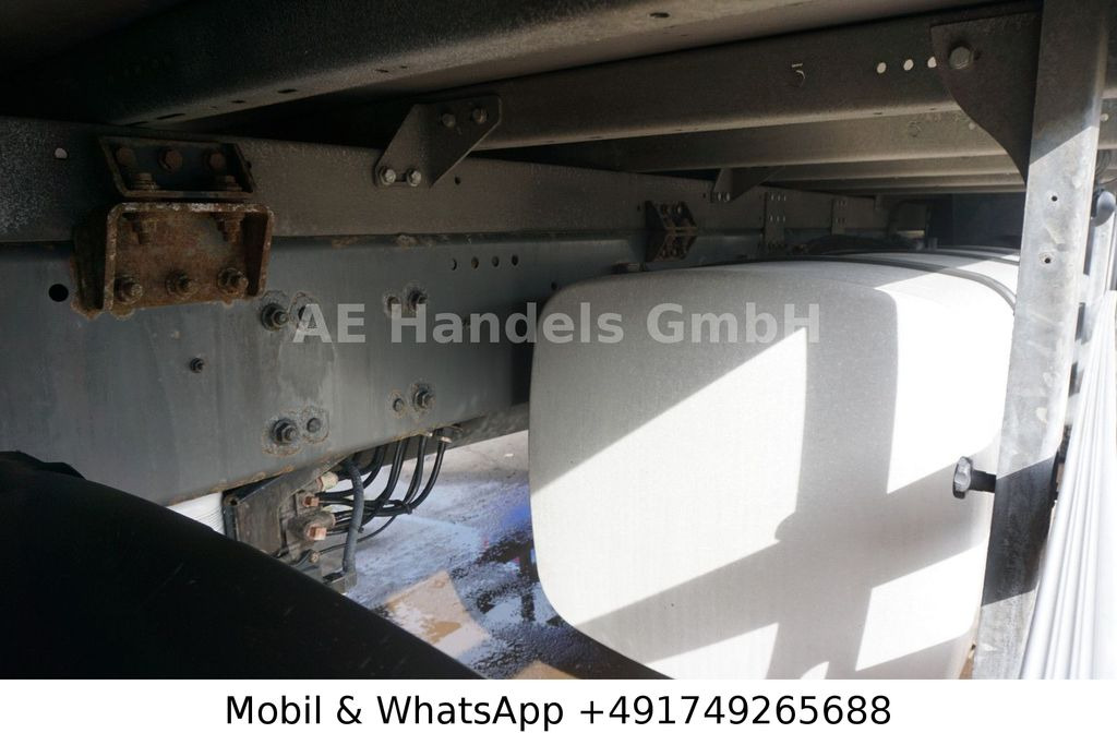 Camião furgão DAF CF 330 BL *LBW-DHollandia/AHK/1000L/1xBett: foto 9