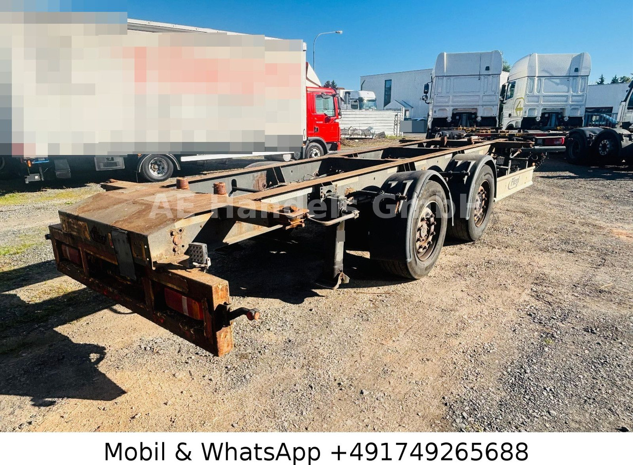 Fliegl TWP 180 Tandem BDF Tiefgekoppelt *Scheibenbremse - Reboque transportador de contêineres/ Caixa móvel: foto 3 Fliegl TWP 180 Tandem BDF Tiefgekoppelt *Scheibenbremse - Reboque transportador de contêineres/ Caixa móvel: foto 3