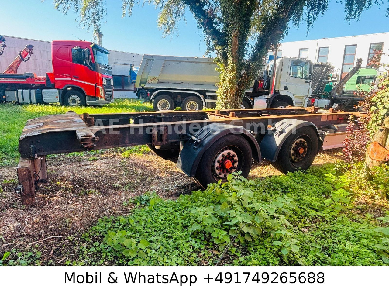 Fliegl TWP 180 Tandem Tiefgekoppelt *BWP/Scheibenbremse - Reboque chassi: foto 3 Fliegl TWP 180 Tandem Tiefgekoppelt *BWP/Scheibenbremse - Reboque chassi: foto 3