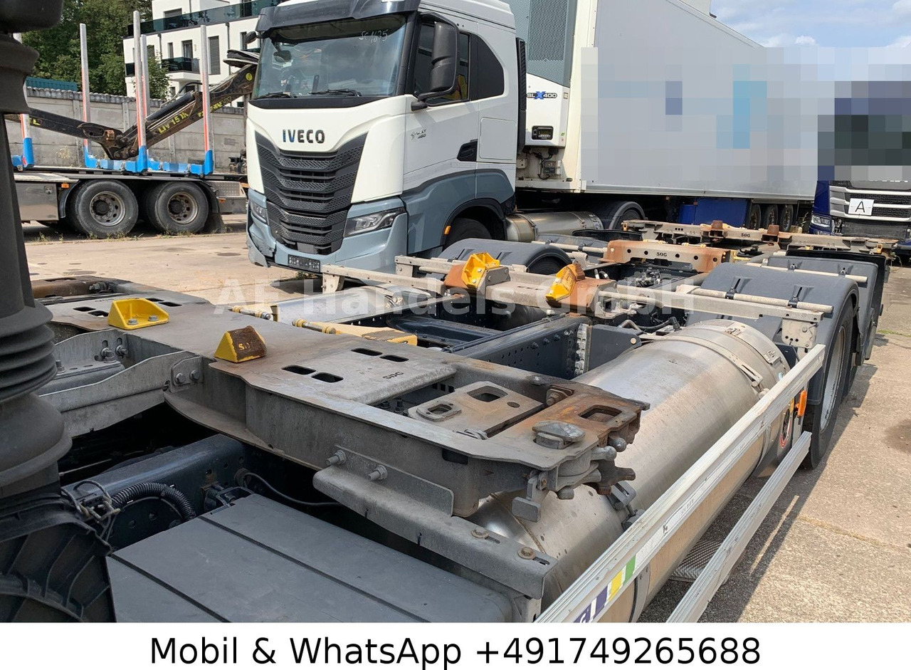 Iveco S-Way 460 LNG BDF 6x2 *Retarder/Lenk+Lift/AHK - Camião transportador de contêineres/ Caixa móvel: foto 5 Iveco S-Way 460 LNG BDF 6x2 *Retarder/Lenk+Lift/AHK - Camião transportador de contêineres/ Caixa móvel: foto 5