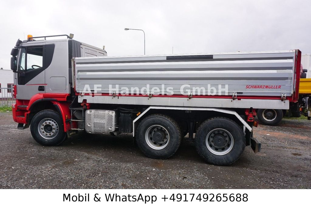 Iveco Trakker 500 BL 6x4 *Retarder/11m³/Wechselkipper - Camião transportador de contêineres/ Caixa móvel: foto 3 Iveco Trakker 500 BL 6x4 *Retarder/11m³/Wechselkipper - Camião transportador de contêineres/ Caixa móvel: foto 3