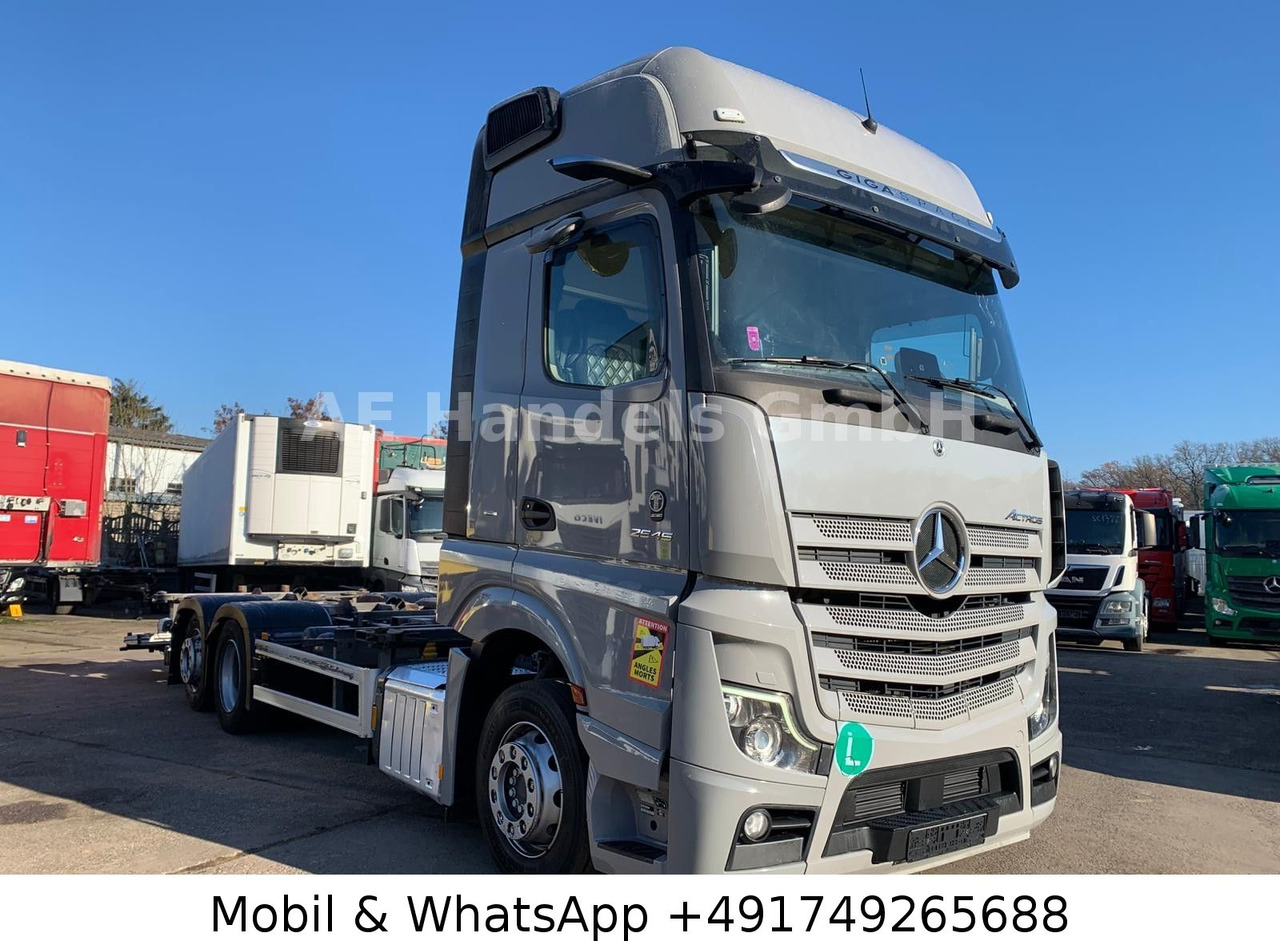 Mercedes-Benz Actros 5 2545 GigaSpace BDF *Retarder/Multi/LBW - Camião transportador de contêineres/ Caixa móvel: foto 1 Mercedes-Benz Actros 5 2545 GigaSpace BDF *Retarder/Multi/LBW - Camião transportador de contêineres/ Caixa móvel: foto 1
