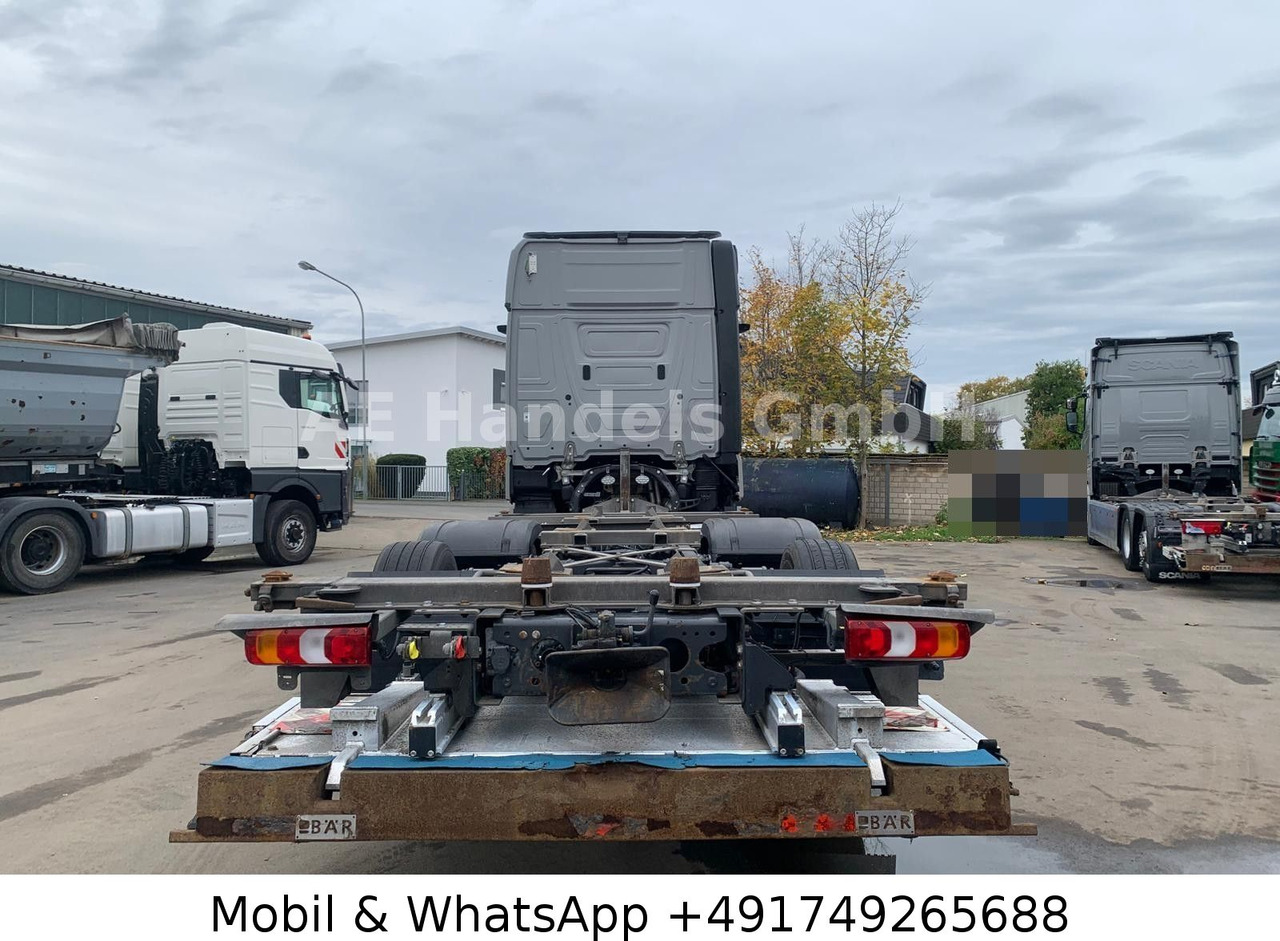 Mercedes-Benz Actros V 2545 BigSpace LL*Retarder/LBW/Lenk+Lift - Camião transportador de contêineres/ Caixa móvel: foto 4 Mercedes-Benz Actros V 2545 BigSpace LL*Retarder/LBW/Lenk+Lift - Camião transportador de contêineres/ Caixa móvel: foto 4