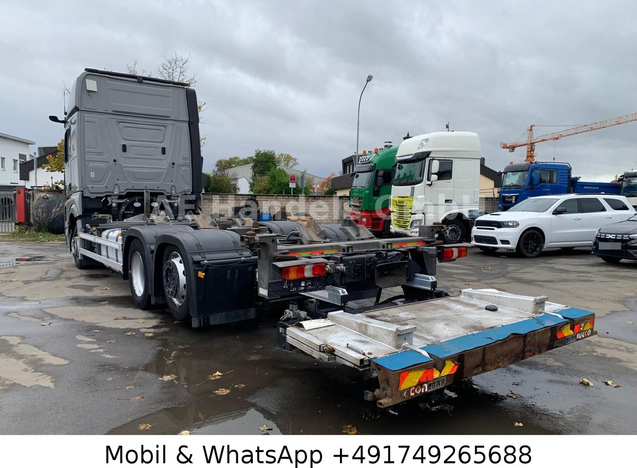 Mercedes-Benz Actros V 2545 BigSpace LL*Retarder/LBW/Lenk+Lift - Camião transportador de contêineres/ Caixa móvel: foto 3 Mercedes-Benz Actros V 2545 BigSpace LL*Retarder/LBW/Lenk+Lift - Camião transportador de contêineres/ Caixa móvel: foto 3