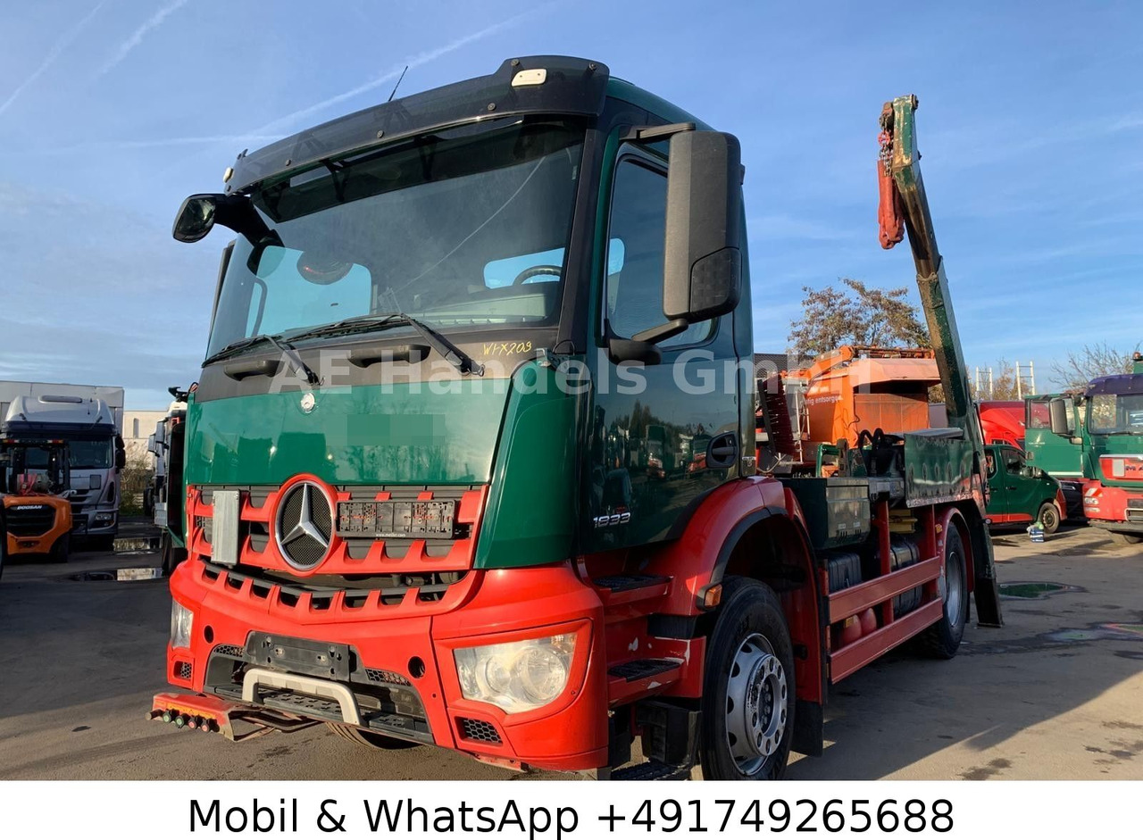 Mercedes-Benz Arocs 4 1833 ClassicSpace Meiller AK 12.T *Funk - Camião basculante: foto 1 Mercedes-Benz Arocs 4 1833 ClassicSpace Meiller AK 12.T *Funk - Camião basculante: foto 1