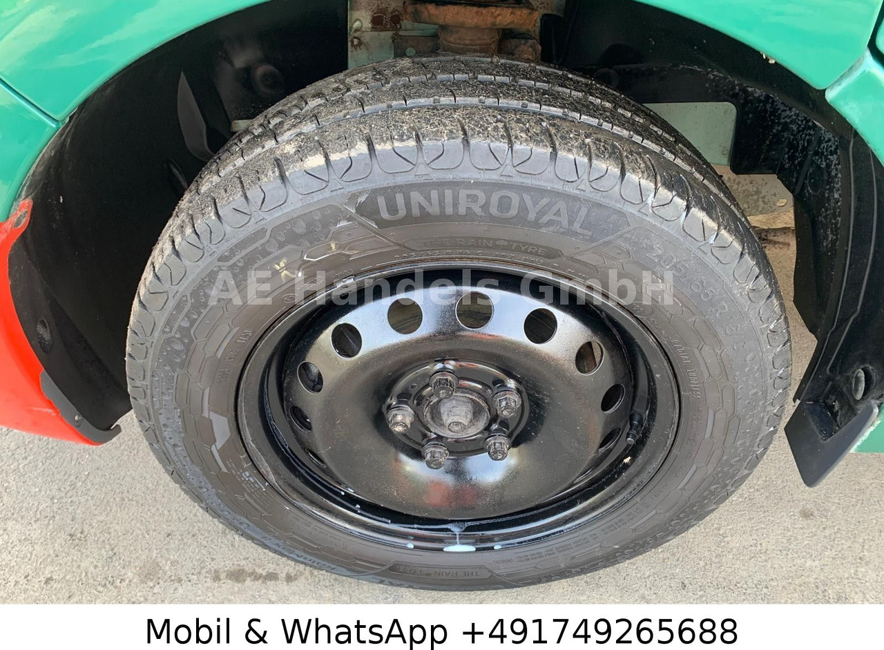 Locação financeira de  Renault Trafic Combi 9 Sitzer *Klima/Radio/1xSchiebetür Renault Trafic Combi 9 Sitzer *Klima/Radio/1xSchiebetür: foto 11