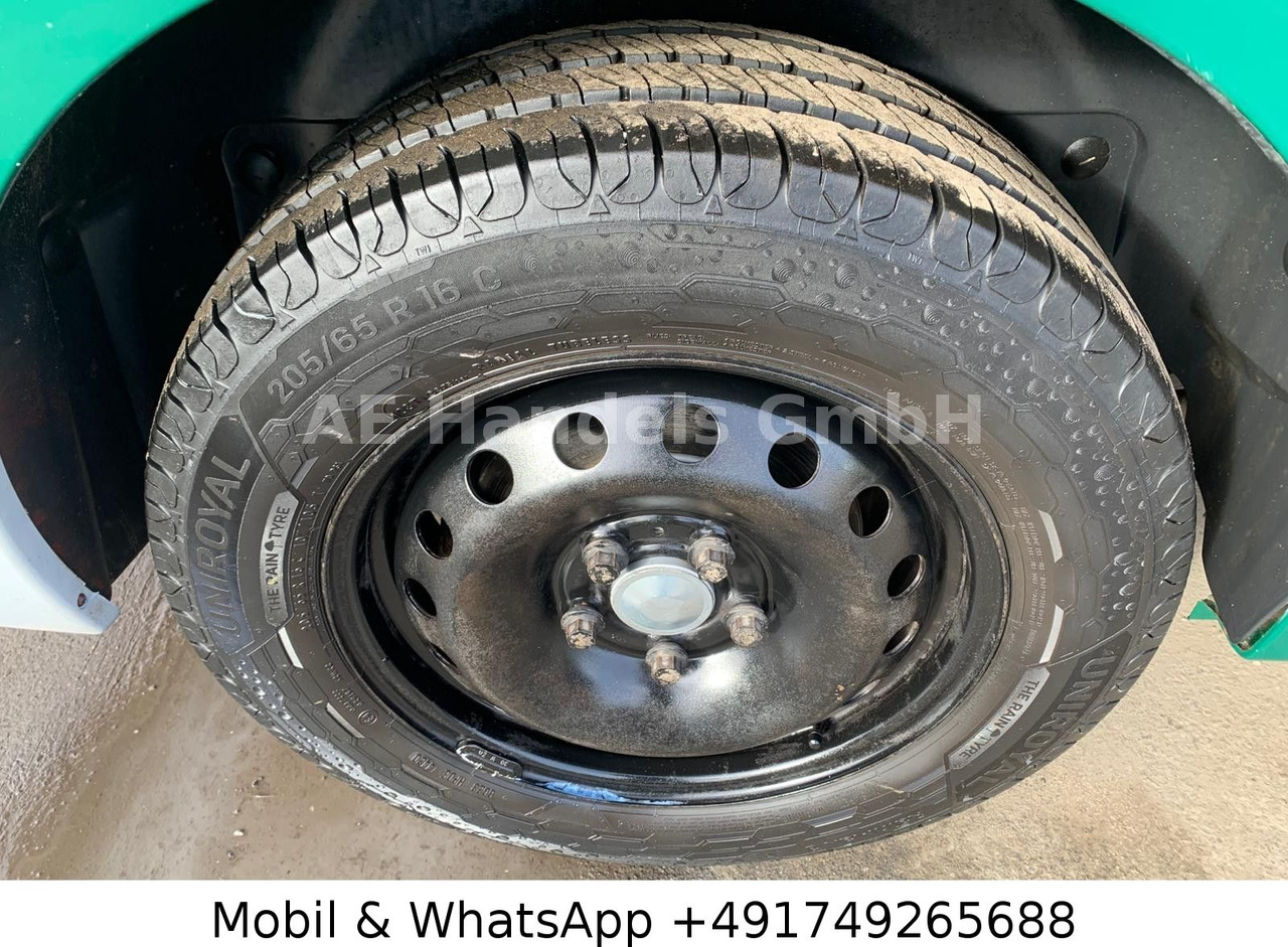 Locação financeira de  Renault Trafic Combi 9 Sitzer *Klima/Radio/1xSchiebetür Renault Trafic Combi 9 Sitzer *Klima/Radio/1xSchiebetür: foto 13