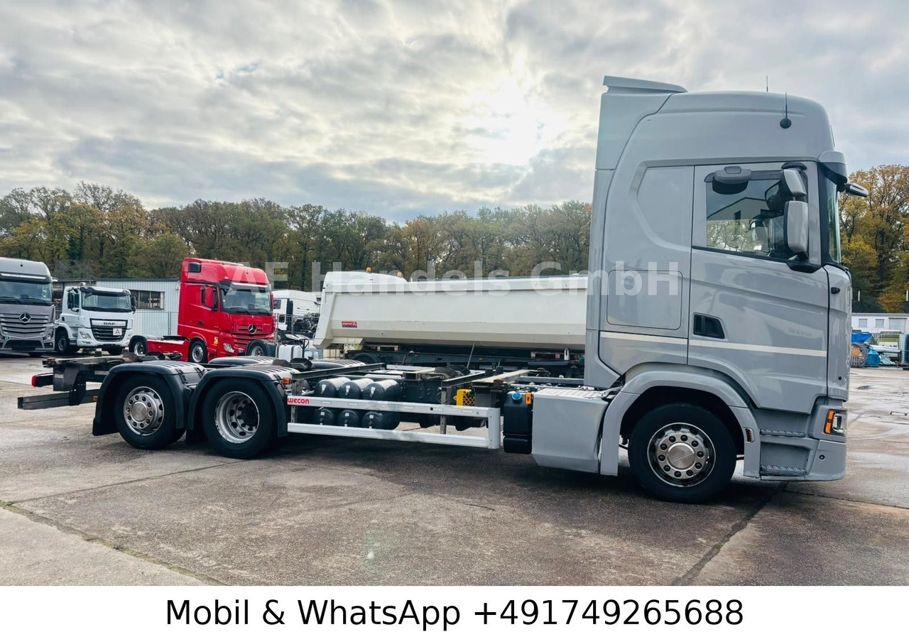 Scania S450 HighLine BDF *Retarder/Lenk+Lift/Multi/ACC - Camião transportador de contêineres/ Caixa móvel: foto 2 Scania S450 HighLine BDF *Retarder/Lenk+Lift/Multi/ACC - Camião transportador de contêineres/ Caixa móvel: foto 2