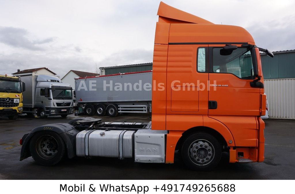 MAN TGX 18.440 XLX LL Low *Manual/Retarder/2xTank - Tractor: foto 2 MAN TGX 18.440 XLX LL Low *Manual/Retarder/2xTank - Tractor: foto 2