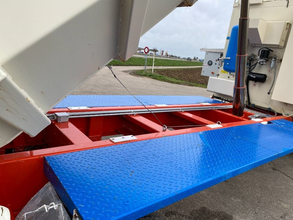 Autocaravana UNIVAC Aspirateur Mobile SC90DAV9AR-C: foto 27