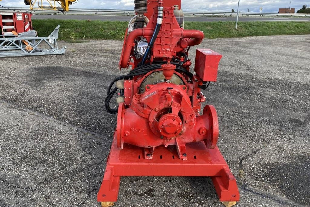 Clark DPL 60 - Equipamento para irrigação: foto 3 Clark DPL 60 - Equipamento para irrigação: foto 3