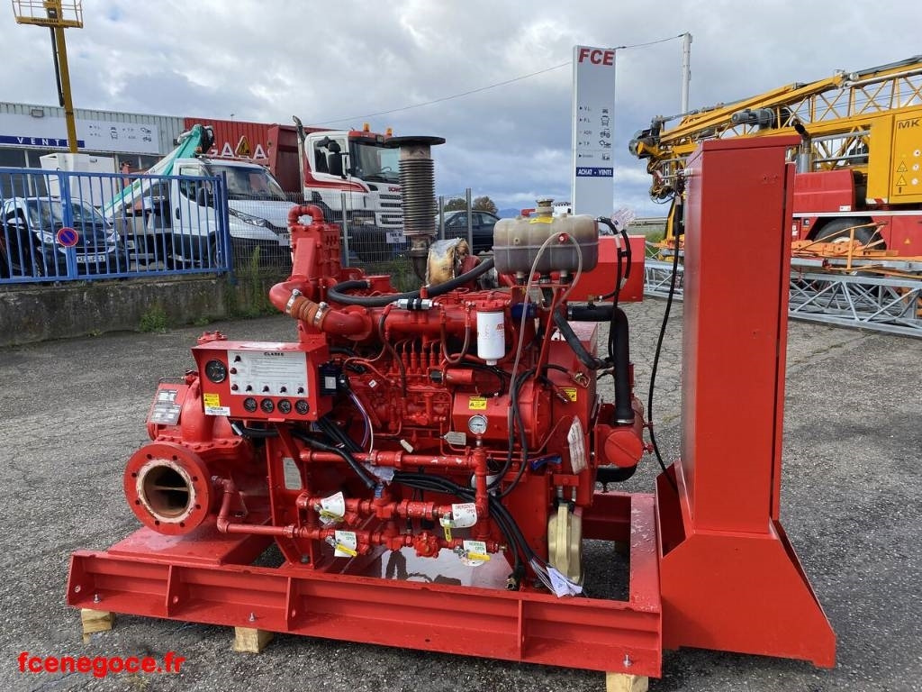 Clark DPL 60 - Equipamento para irrigação: foto 1 Clark DPL 60 - Equipamento para irrigação: foto 1