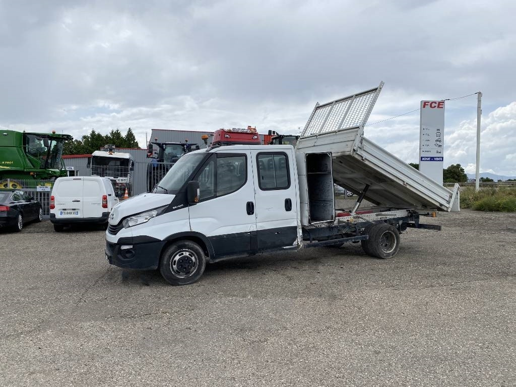 Iveco DAILY 35-140 C14 2.3D/140 / JPM VULCAIN endommagé - Carrinha basculante, Carrinha cabine dupla: foto 2 Iveco DAILY 35-140 C14 2.3D/140 / JPM VULCAIN endommagé - Carrinha basculante, Carrinha cabine dupla: foto 2