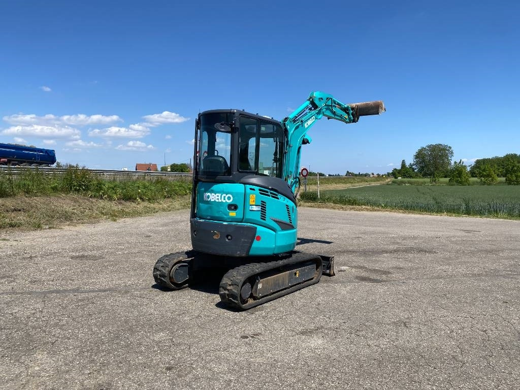 Kobelco SK28SR-6E 1er Main Origine Française endommagée - Mini escavadeira: foto 4 Kobelco SK28SR-6E 1er Main Origine Française endommagée - Mini escavadeira: foto 4