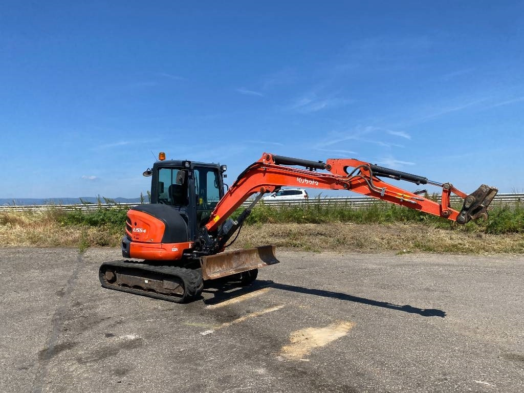 Kubota U55-4 1er Main/Certificat CE endommagée - Mini escavadeira: foto 3 Kubota U55-4 1er Main/Certificat CE endommagée - Mini escavadeira: foto 3