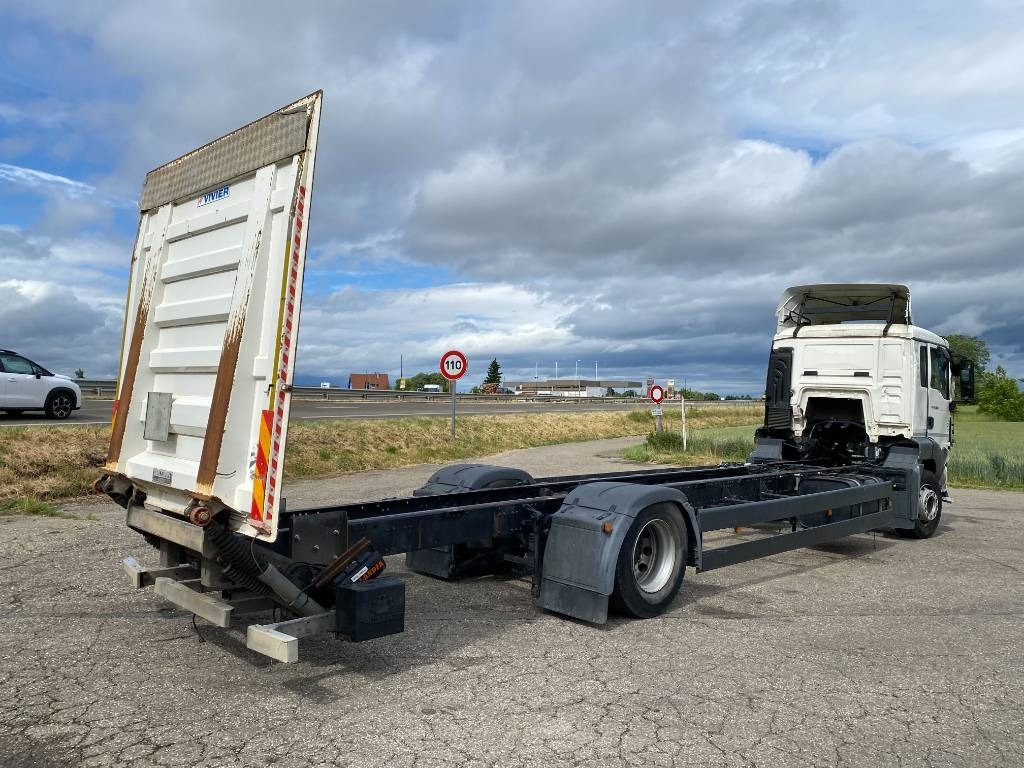 MAN TGS 18.320 *VENDU SANS MOTEUR NI BOITE DE VITESSE* - Camião chassi: foto 4 MAN TGS 18.320 *VENDU SANS MOTEUR NI BOITE DE VITESSE* - Camião chassi: foto 4
